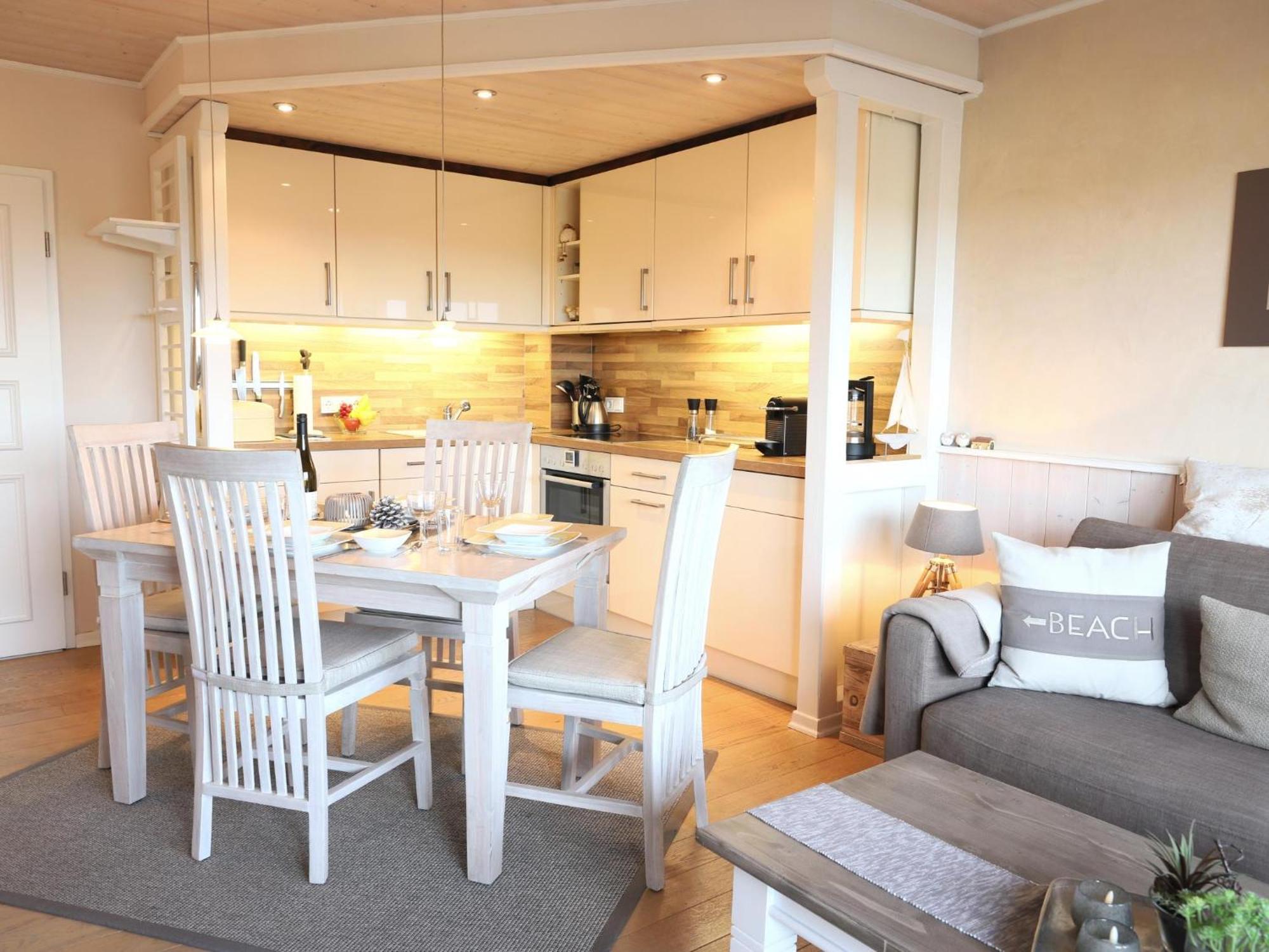 Schoenes Neues Hochwertig Renoviertes 2-Zimmer Appartement In Der 4. Etage. Вестерланд Екстериор снимка